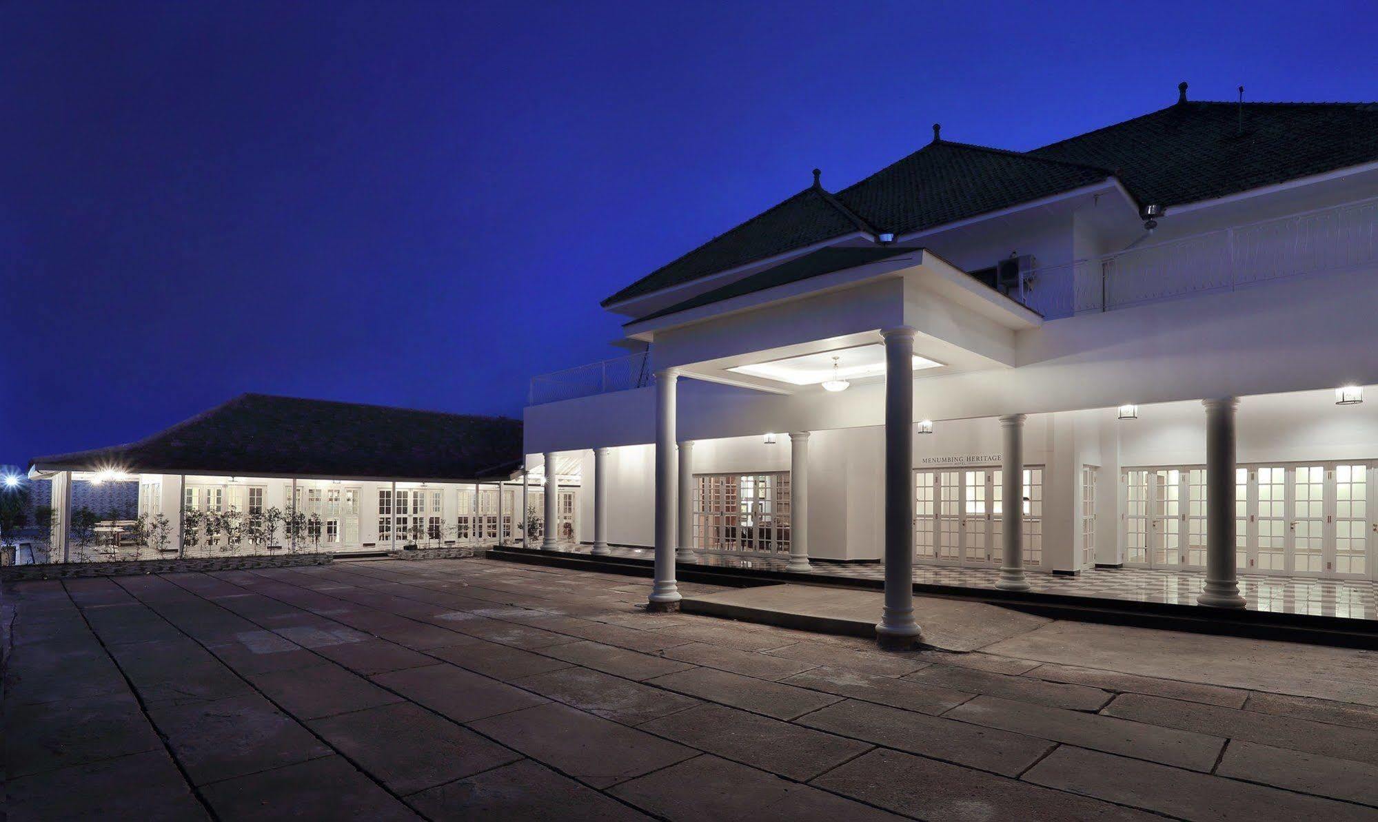 Menumbing Heritage Hotel Pangkal Pinang Eksteriør billede